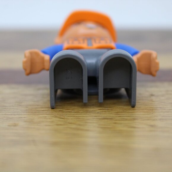 Lego Duplo Construction, Firefighter Excavator Operator & Chicken Figurine - Picture 4 of 13